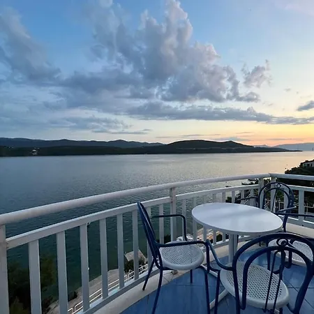 Bianca With Private And Parking