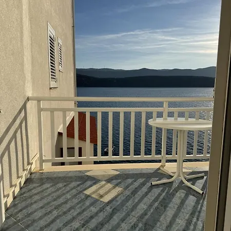 Bianca With Private And Parking 3* נאום