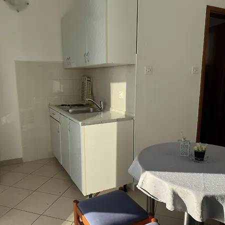 Bianca With Private And Parking 3*