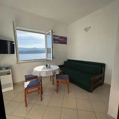 Bianca With Private And Parking בית הארחה