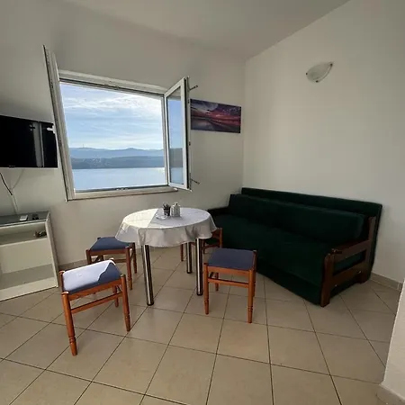 Bianca With Private And Parking בית הארחה 3*