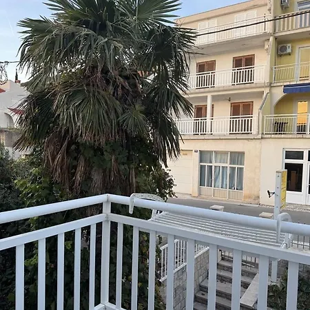 Bianca With Private And Parking 3* נאום