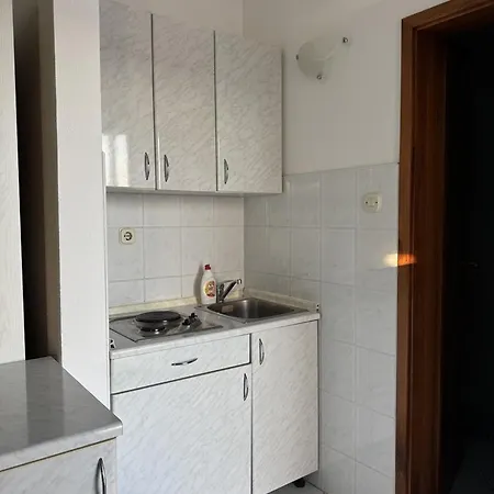 Bianca With Private And Parking 3*