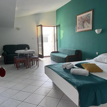 Bianca With Private And Parking נאום