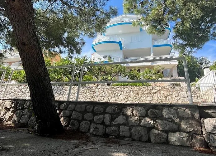 Affittacamere Bianca With Private And Parking 3*