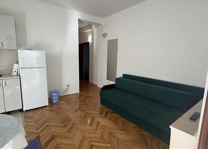 ゲストハウス Bianca With Private And Parking