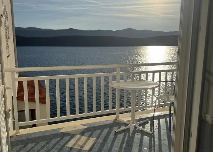 ゲストハウス Bianca With Private And Parking