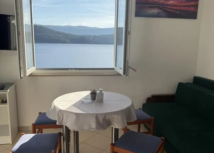 ゲストハウス Bianca With Private And Parking