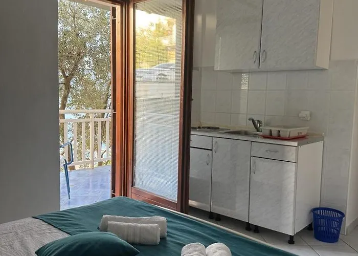 Bianca With Private And Parking 3*