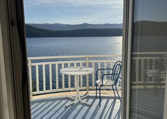 Bianca With Private And Parking 3* ネウム