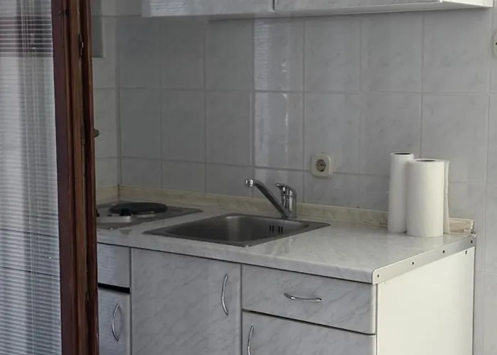 Bianca With Private And Parking ゲストハウス