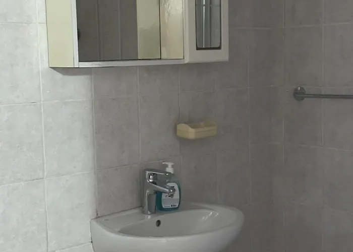 ゲストハウス Bianca With Private And Parking 3*