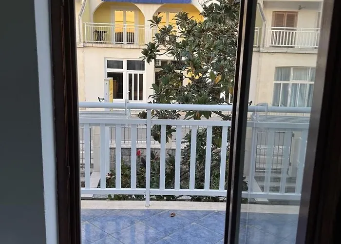 ゲストハウス Bianca With Private And Parking ネウム