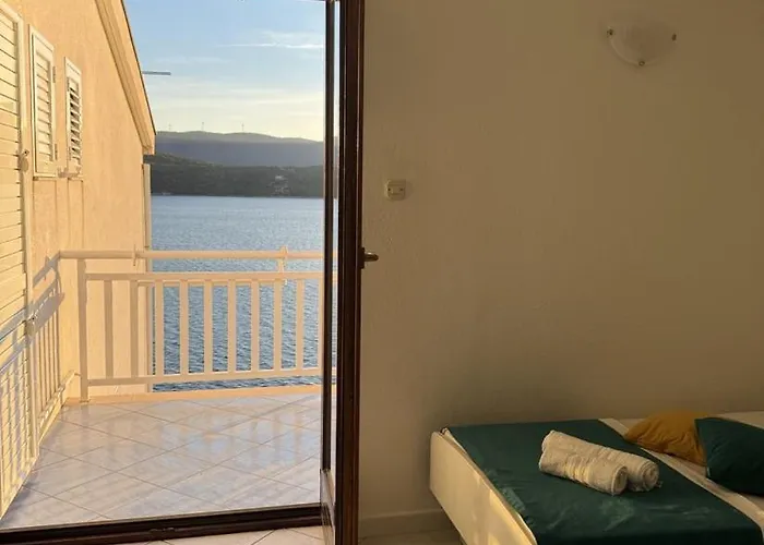 Bianca With Private And Parking 3*